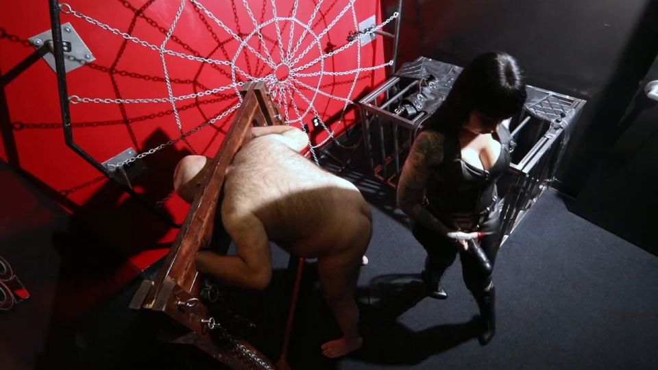 online xxx clip 46 viejo hombre fetiche Dominatrix Domain - Señora Porcelana Medianoche: Trilogía de Pegging, fetiche en la correa