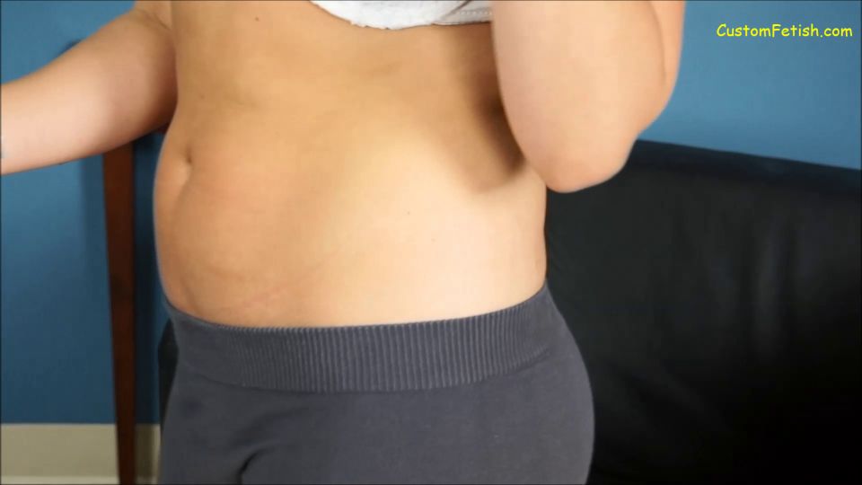 Custom Fetish - Ivette s First Belly Button Sh - Fetish