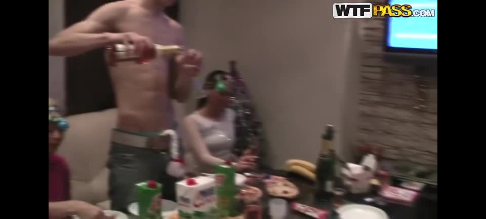 [SITERIP] ColegioFuckParties e170 3900 sd