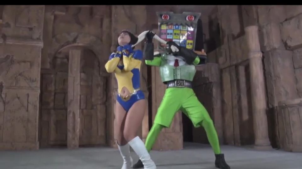 [SuperMisses.com] ZEPE-32 Luchador del Sun Leona Temporada2 ¡El enemigo más malvado de todos! Arohma y Spartan - Part-ZEPE-32_02