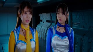 [SuperMisses.com] ZEPE-65 Exorcista Sacerdotisa de Guerra Caballero Triple Lancer [Parte 2]-000