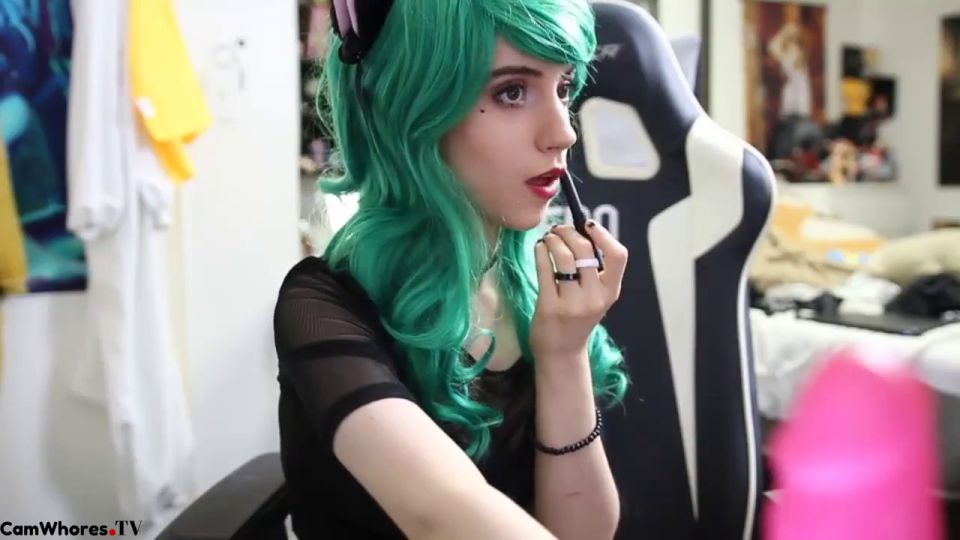 Lana Rain Cat Girl Masturbates To Hentai Onlyfans (Amateur porn)