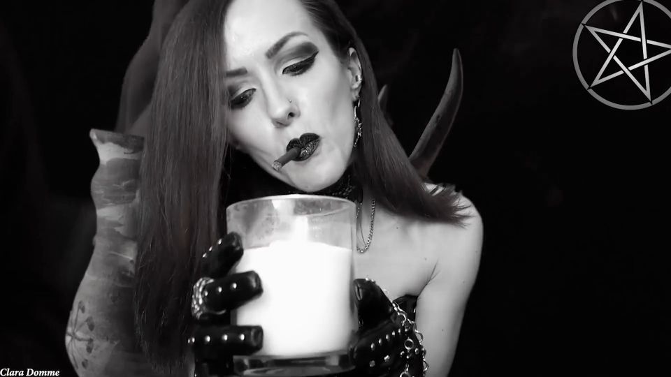 Gothic girl custom (Smoking)