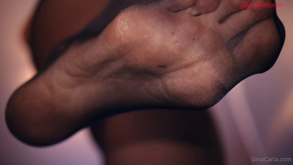 online xxx clip 42 Gina Carla – Gigante sin censura - pov - fetiche porno panty fetiche olfateando