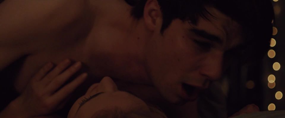 Sophie Faulkenberry - Alex Strangelove (2018) HD 1080p - (Celebrity porn)