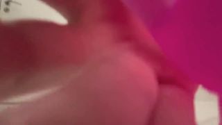 Lu Lux - Vom normalen Schwanz zu einem GEILEN DILDO der mich komplett auseinander... 720P - Amateur