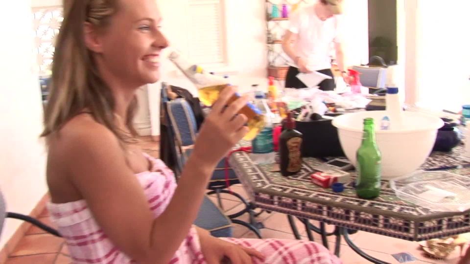 Nella244[Escáner ALS]-2014-Deportes acuáticos(Posing-HD)