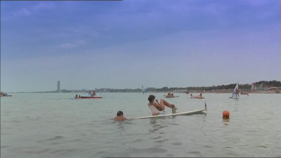 Serena Grandi, Eleonora Brigliadori, Elvire Audray - Rimini Rimini (1987) HD 720p - [Porno de la Celebridad]