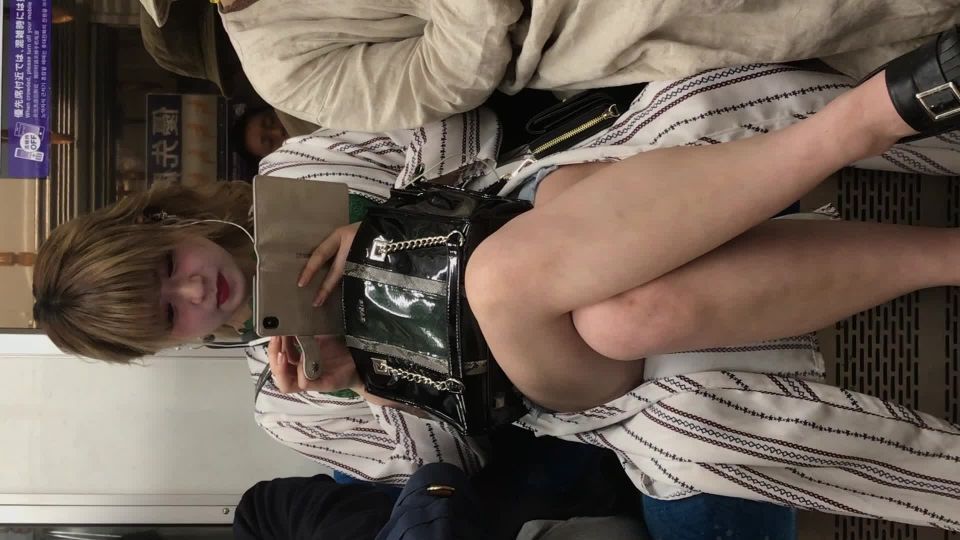 Porno en línea Voyeur gcolle metro 6 – MV-060