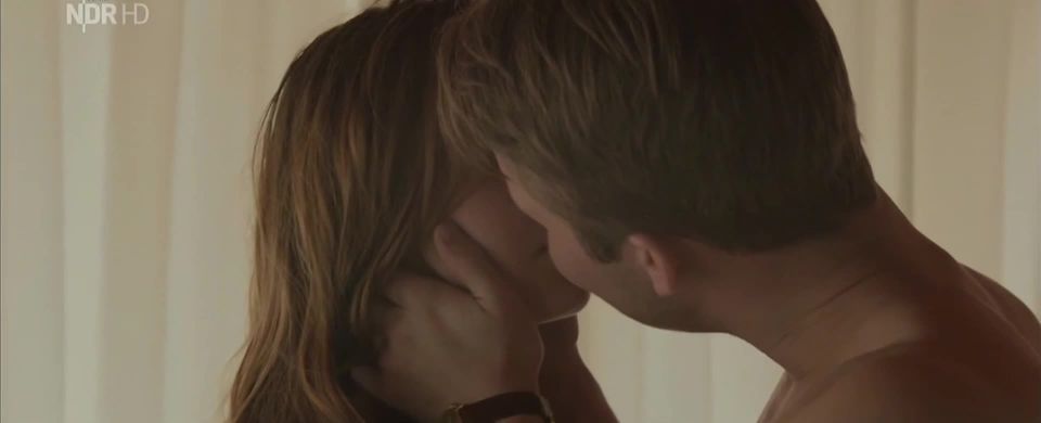 Hera Hilmar - Vonarstræti (2014) HD 1080p!!!