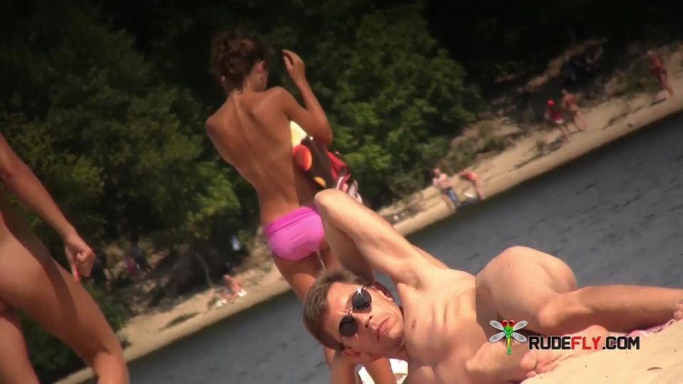xxx clip 21 Teasing en una playa nudista 3, hardcore paja porno en el porno hardcore