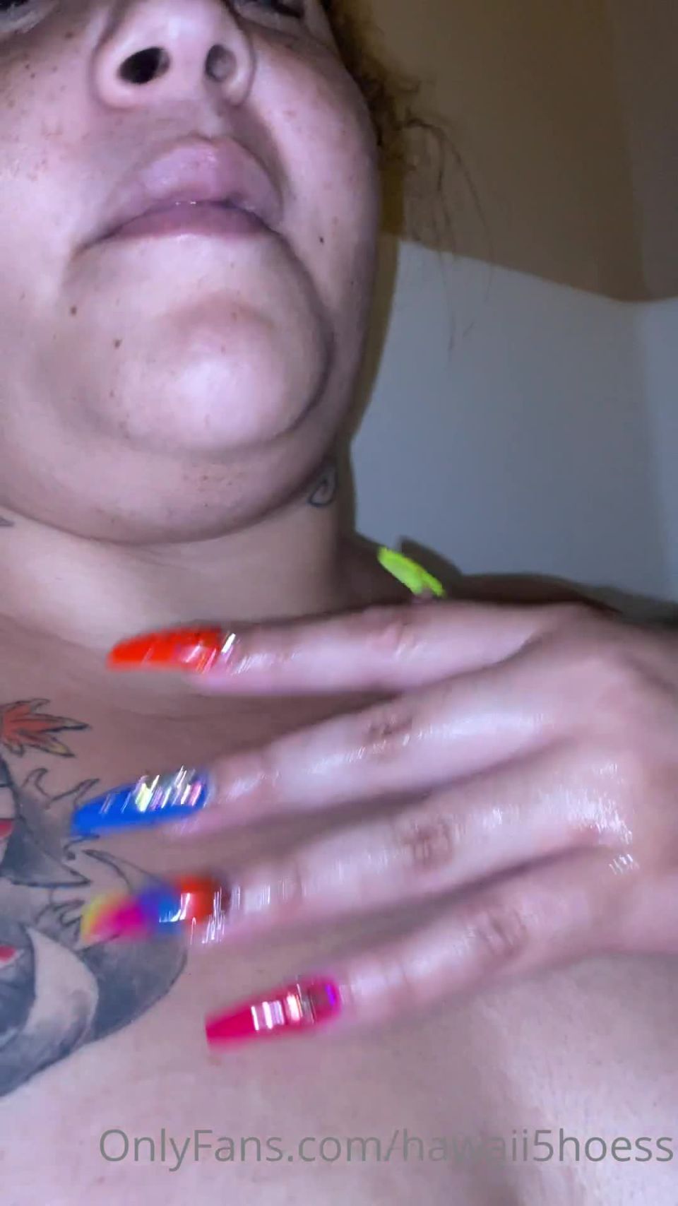 Onlyfans - hawaii5hoess - Buenos días a mis reyes no me importa en mi mañana apenas despertar estado - 23-06-2020