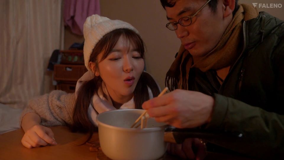 Extreme cold, skin-on-skin sweaty closeness sex in a shabby apartment Mashiro Mami ⋆.