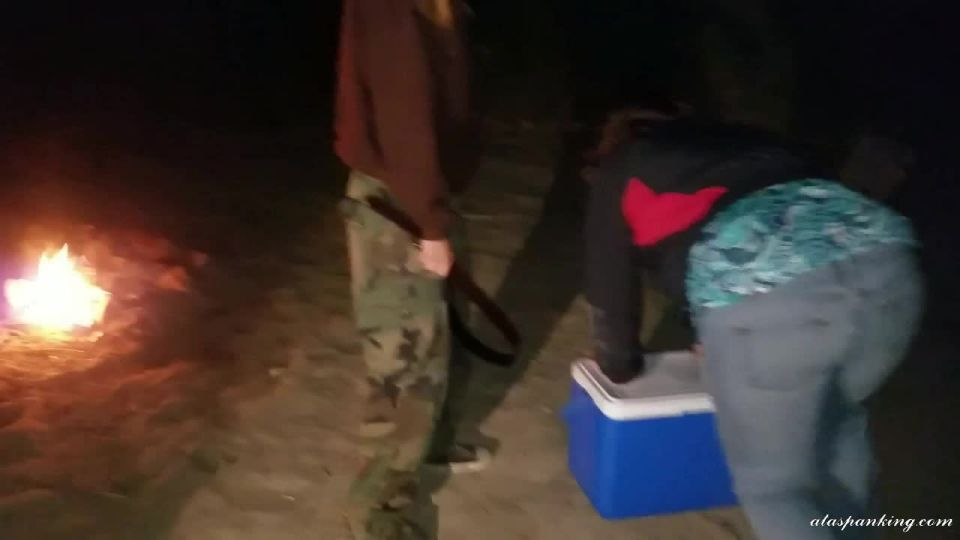 Camping Cousins Dixie Belts Missy.