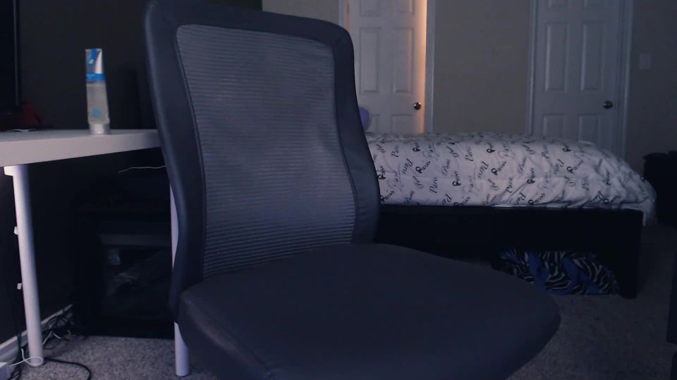 online adult clip 5  Shemale Webcams Video for August 04, 2019 – 27, shemales on webcam