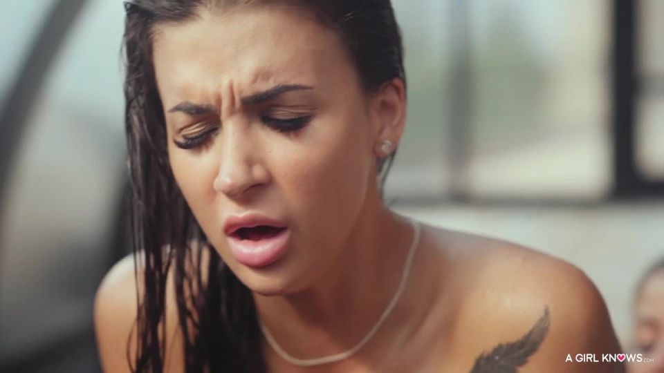 Soaking Wet(Hardcore porn)