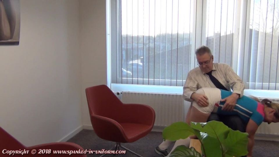 El SIU Badminton Club Episodio 15 Sexo Clip Video Porn Do...