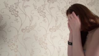 Amanda Linda - Deja que lo aplaste como un fetiche de pie de gusano