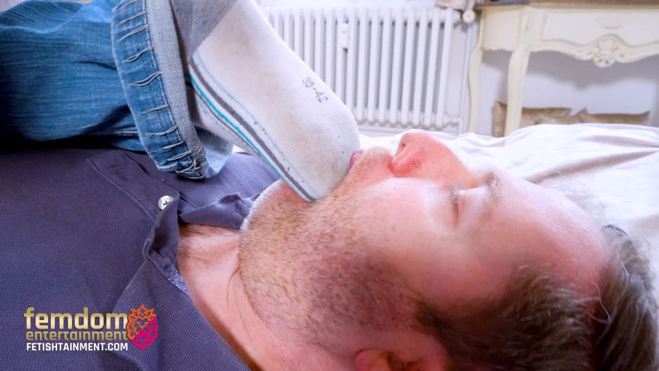 porn clip 6 dani jensen foot fetish FEMDOMSQUAD - He Adores My Stinky Socks and Feet While I Ignore Him Foot Worship Socks With Queen Marie Mueller - UltraHD 2160p, ignore on feet porn