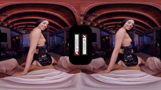 FINAL FANTASY: RINOA HEARTILLY A XXX PARODY (GearVR)!!!