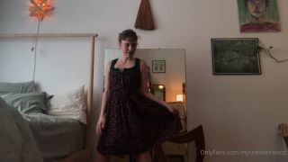 Fairie - mycranberriescd () Mycranberriescd - this song never fails to cheer me up and i need a lot of cheering up this week 30-06-2020