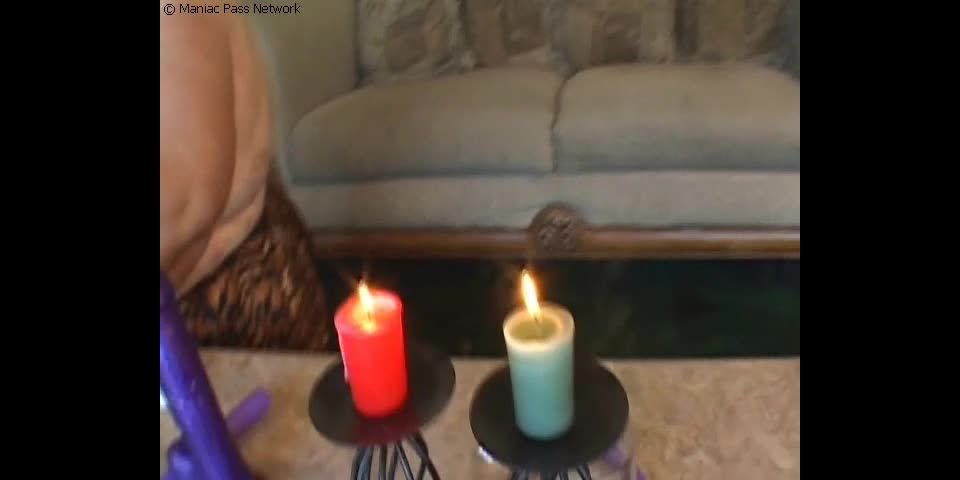 [SiteRip] MomsVsGirls maturewomenyoungergirls11 04 640x480 2500k