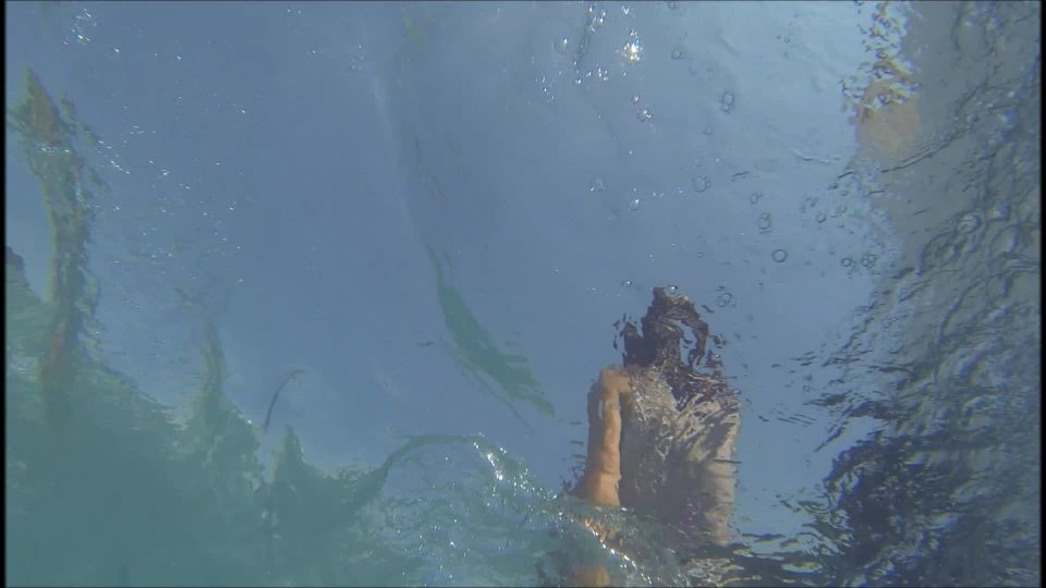 Voyeur - Underwater swimsuit tracking - YMUW-1066 on voyeur 