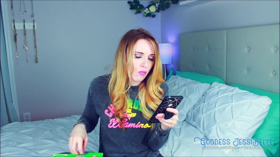 video 25 Goddess JessiBelle – Eating Dry Cereal Ignore - jerkoff encouragement - femdom porn alison tyler femdom