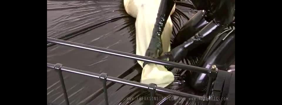 adult video clip 24 2007-12-11 The Bodybag#1 - fetish - fetish porn primal fetish xxx