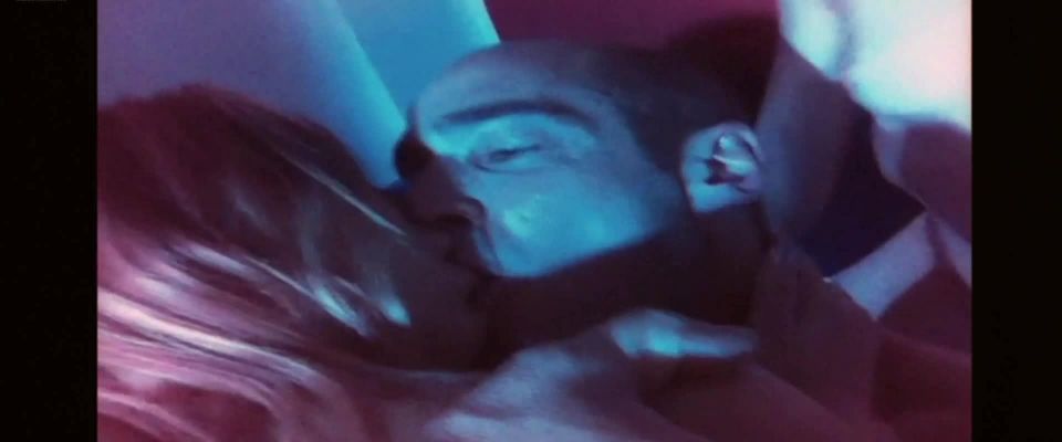 Anita Kravos, etc – E la chiamano estate (2012) HD 1080p - (Celebridad porno)