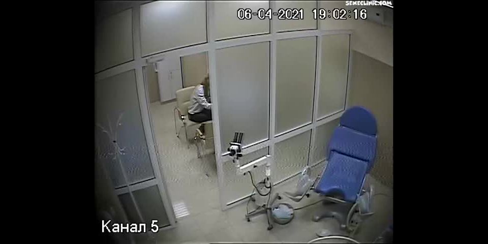 [sexeclinic.com] Gyno exam gallery