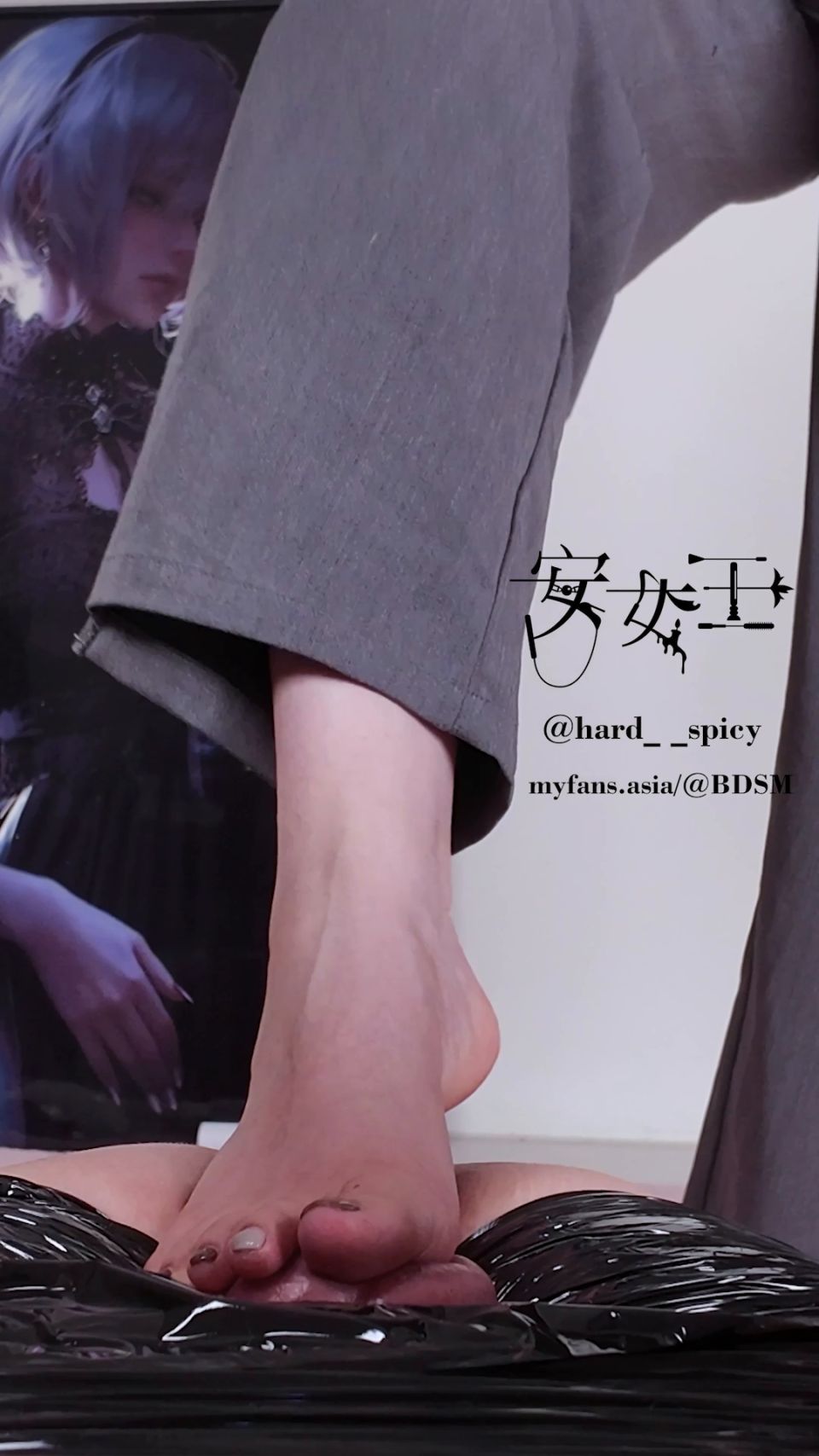 [K2S.CLUB] Mistress Ann - Smash His Balls With My Heel - FullHD 1080P