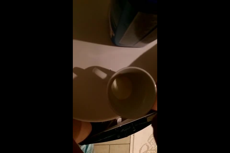 Miss Laura - mistresslaura11 () Mistresslaura - i can only imagine how good this tasted one lucky little slave 22-10-2016