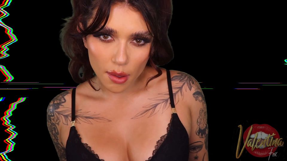 video gratis para adultos 25 Valentina Fox – Cayendo Para Mí  charla sucia  pony fetiche de pony