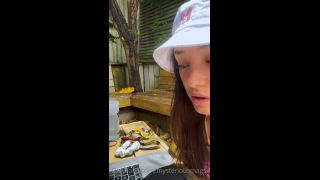 cheekymz 5c48ee48-38be-4b65-8c87-d486e4d64ef9-mUXIjvuo