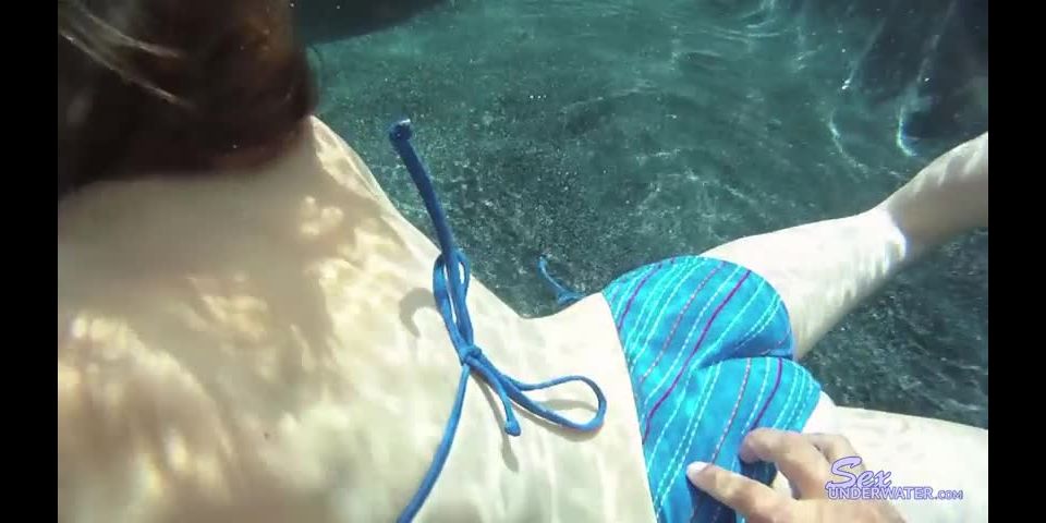 SexUnderwater e0421 Sunset Diamond UW Model Training (mp4)