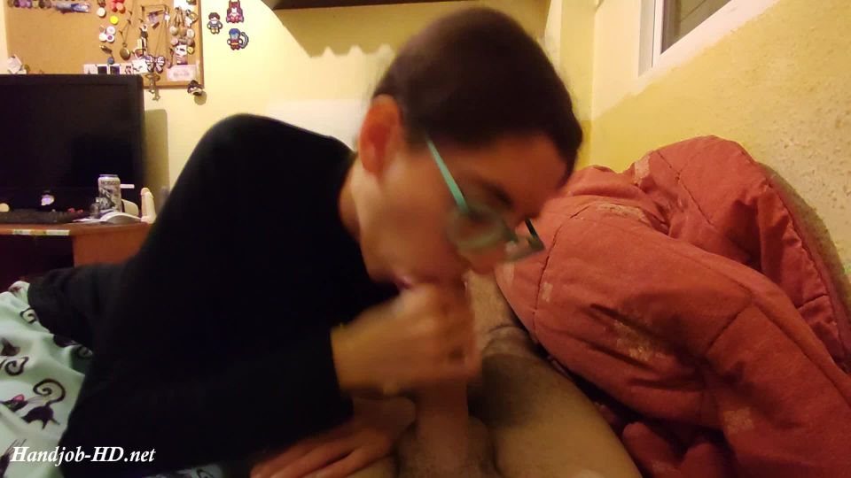 online clip adulto 32 femdom paja femdom porno  Cum En Su Mano  dominación femenina porno