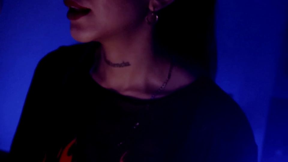 RELATO #33 Sali Con Un Plug Puesto Y Termine En Un Gangbang.