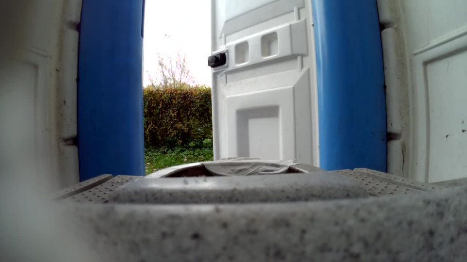 Hidden-Zone October 2020 – hz_27524 Voyeur!