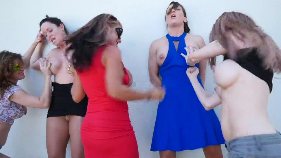 MARAUDERS MASCULADOS, pies indios fetichismo en femdom porno