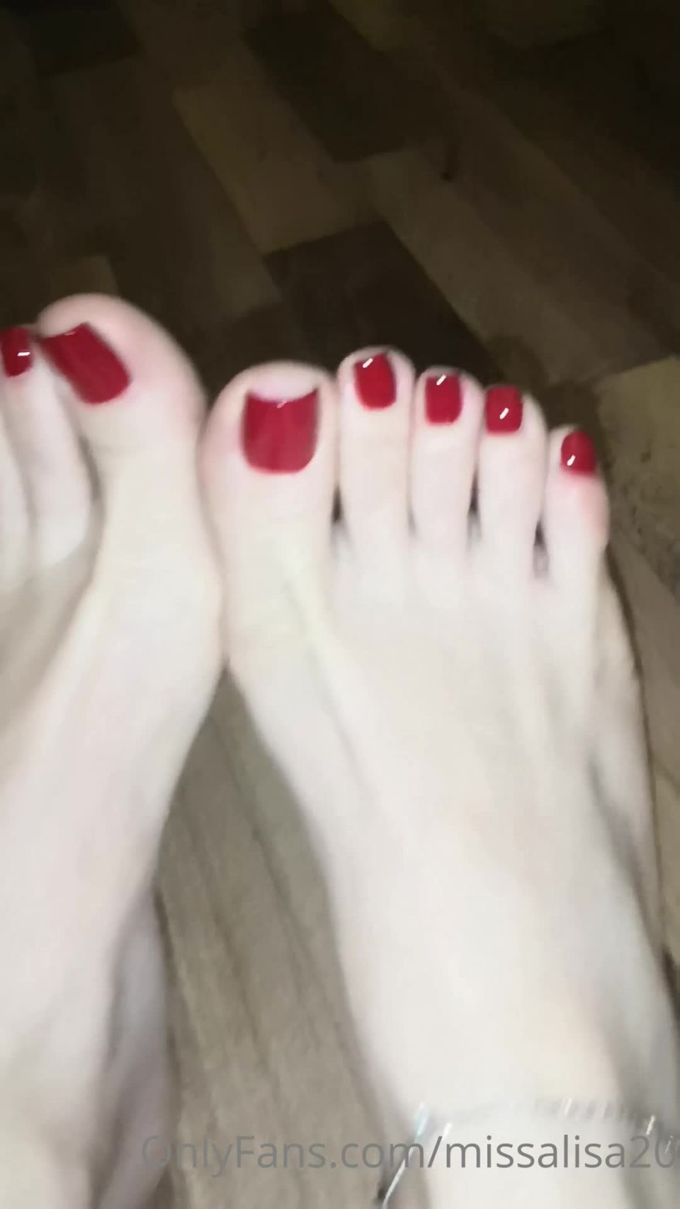 missalisa20  Fresh pedicure. Ready for custom on feet porn 