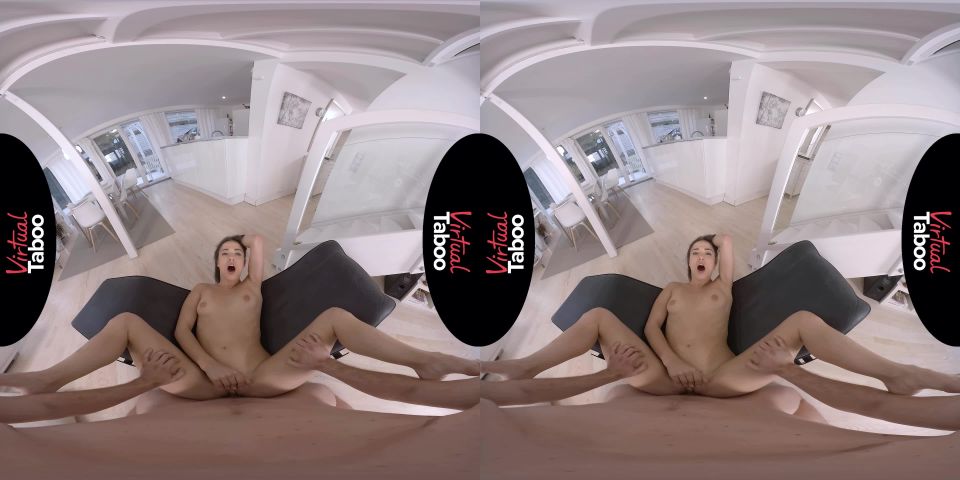 VirtualTaboo presenta porno online Ain’t Other Like My Brother – Anastasia Brokelyn