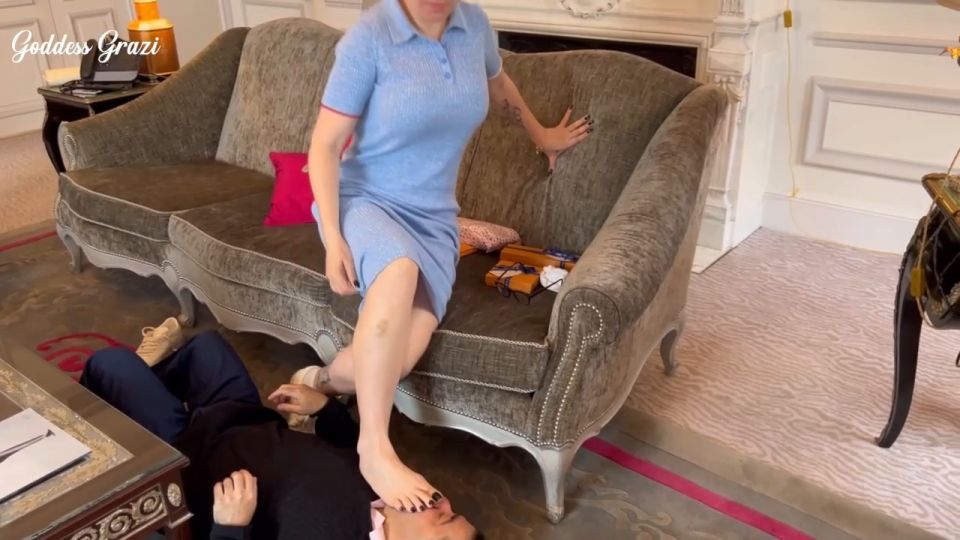 Diosa Grazi - Rabiosa Femdom porno.