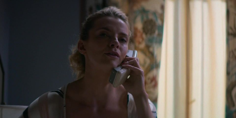 Betty Gilpin - GLOW (2018) s02e04 HD 1080p - (Celebrity porn)