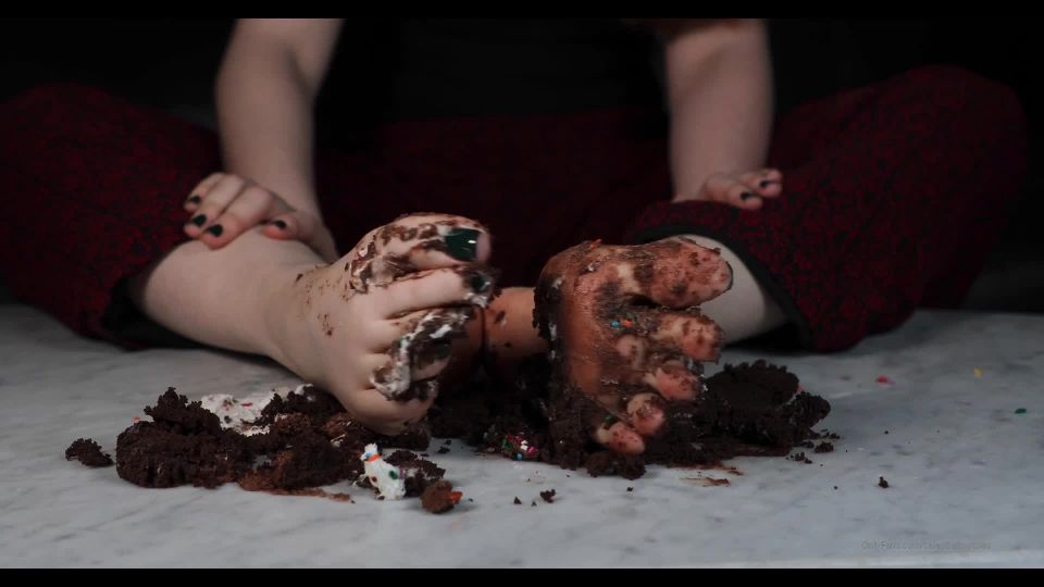 video gratis 8 inyección fetiche Celestial Tootsies – Smash y auto adoración de Cupcake, estímulo de masturbarse en la masturbación porno