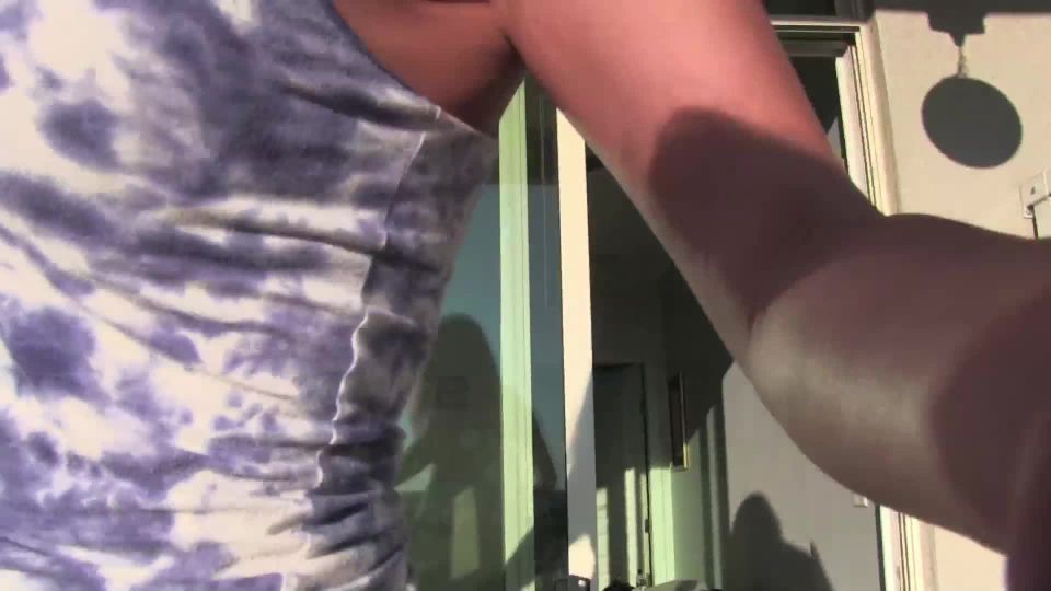 Balcony ballbusted carpet