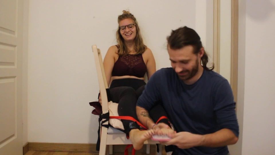 porn clip 37 Emma is about to cry - fetish - feet porn latex femdom