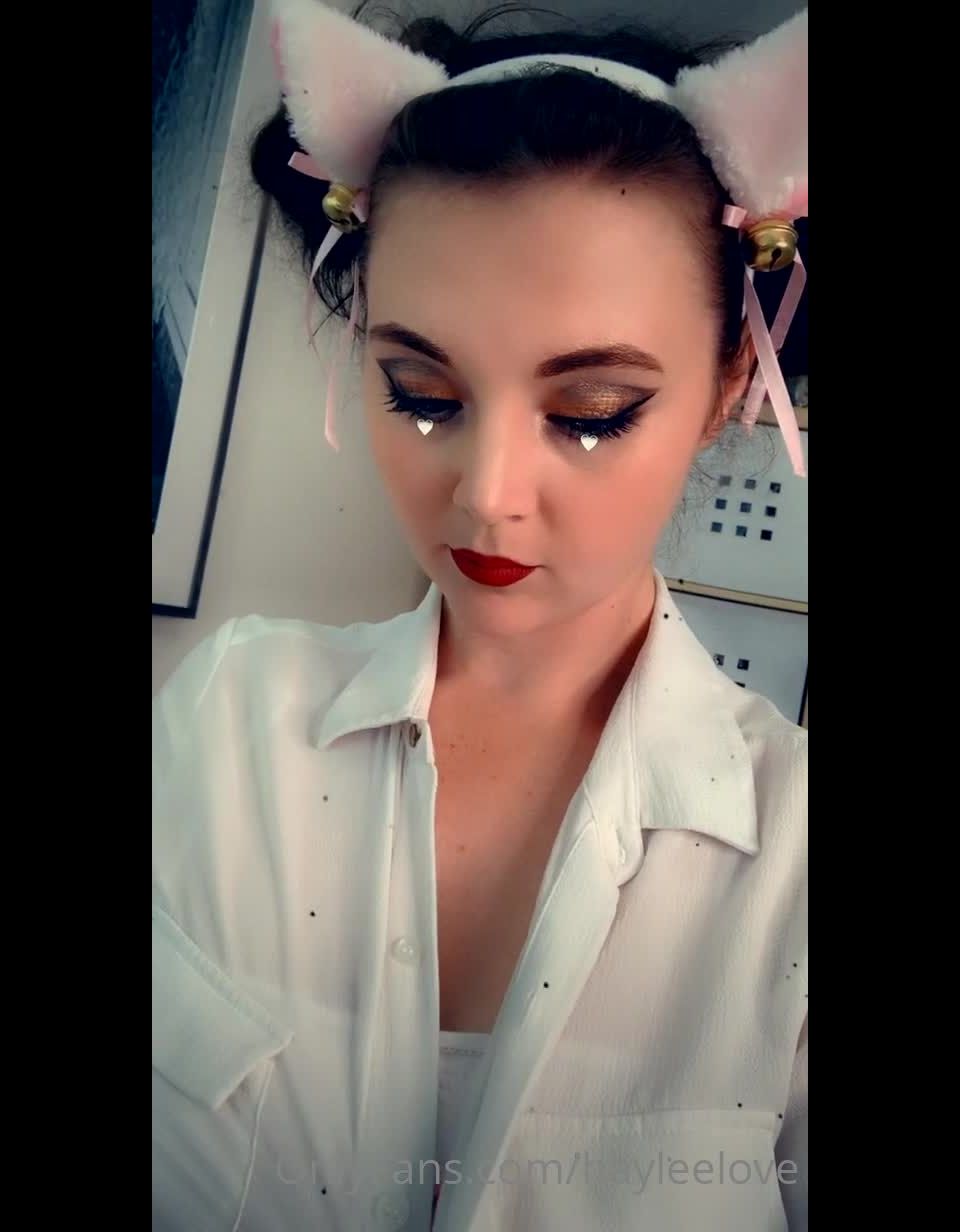 HayleeLove () Hayleelove - back on cam meow 06-10-2020