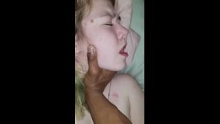 Plt01380 13178 Novia con pezones perforados se folla la manera en que ella...