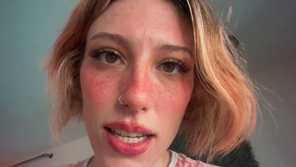 Elle Marz Elle Marz - Encontrado escondiendo VORE diminuto